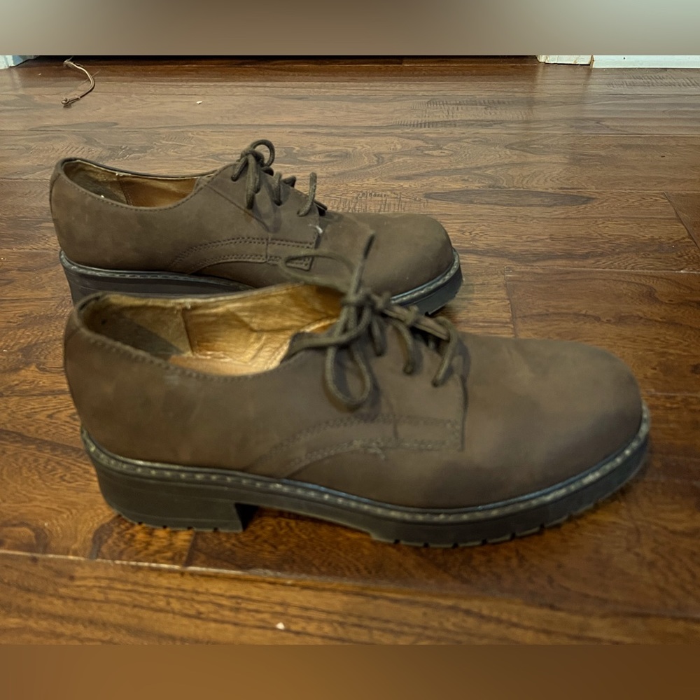 Bass Chocolate brown ‘Brassie’ style Oxford shoes 71/2m.